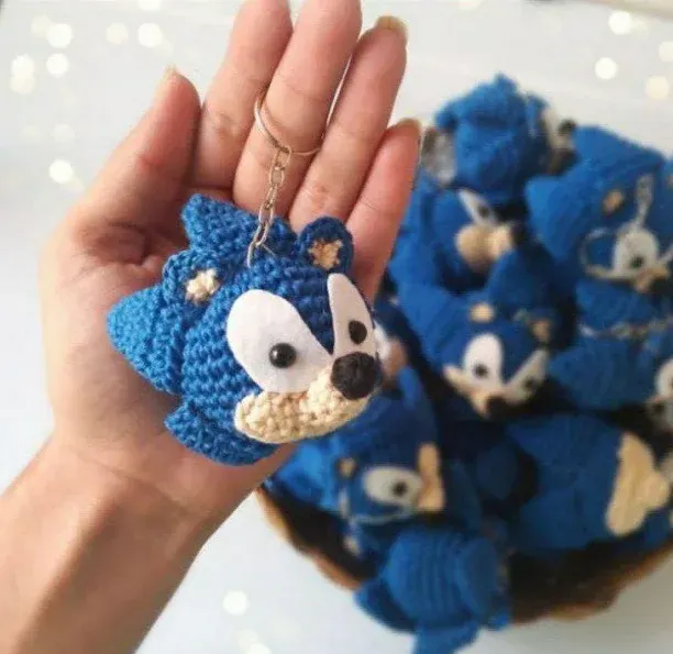 Llavero amigurumi modelo 7